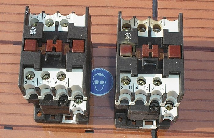 hq1 2x Schütz 220V Volt AC 3S 400V 5,5kW Moeller DIL 00A M