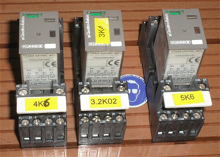 hq1 Relais 24V Volt DC 4x UM Kuhnke Quattro 114A4 24VDC NFL ES 15 4N