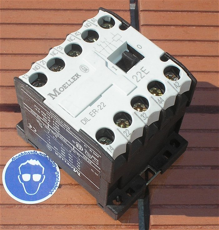 hq Schütz Hilfsschütz 230V Volt AC 2S2Ö Moeller DILER DIL ER-22 22E