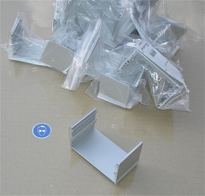 hq Aluminium Winkel Profil Phoenix Contact UM-ALU 4 AU75 L42,5 2200963 EAN 4046356721059