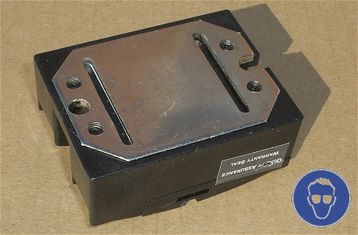 hq2 1x Halbleiter Schütz Solid State 4-32V DC 30A 600V AC Carlo Gavazzi RAM1A60D125