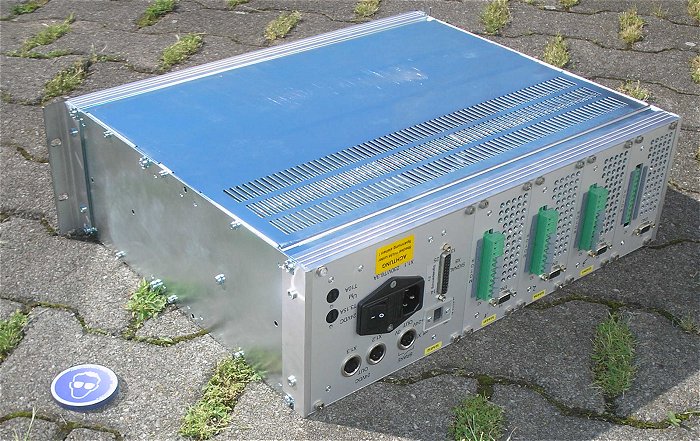 hq1 3HE 19 Zoll Rack-Gehäuse Rackgehäuse IEF Werner LV Unit 2Ph 90V