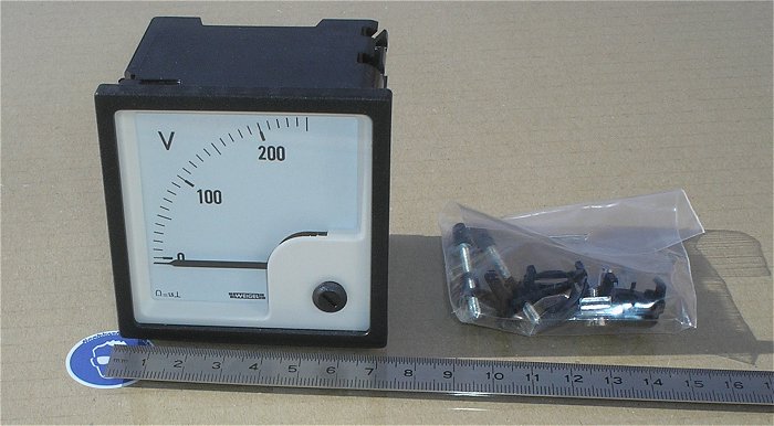 hq1 Spannungsanzeige analog Drehspulinstrument 0-250V Volt DC Weigel PQ 72K