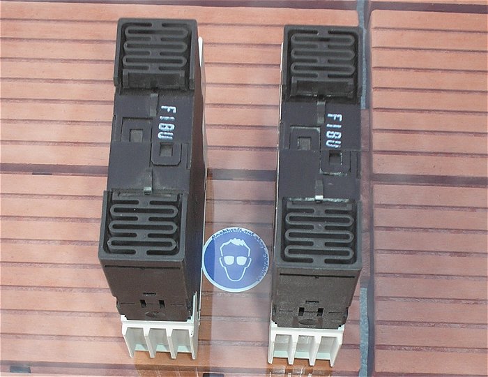 hq4 2x Motorschutzrelais 24V DC Siemens 3RN1010-1CB00 EAN 4011209437661