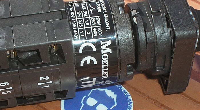 hq4 Schalter Stufenschalter Moeller TM-2-8231 EZ-SW EAN 4015080302674