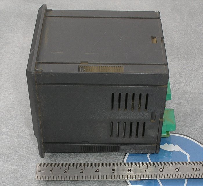 hq4 Prozessanzeige Anzeige Messgerät Strom 0-5A Ampere 230V Volt AC Zurc DC72