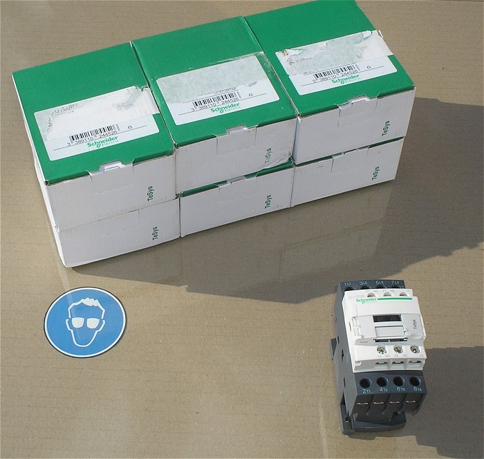 hq Schütz 230V Volt AC Schneider Electric LC1DT20 LC1DT20P7AB EAN 3389110244526