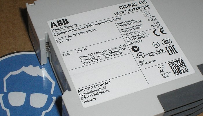 hq2 Relais Spannungsrelais 300-500V AC ABB CM-PAS.41S 1SVR730774R3300 EAN 4016779851800