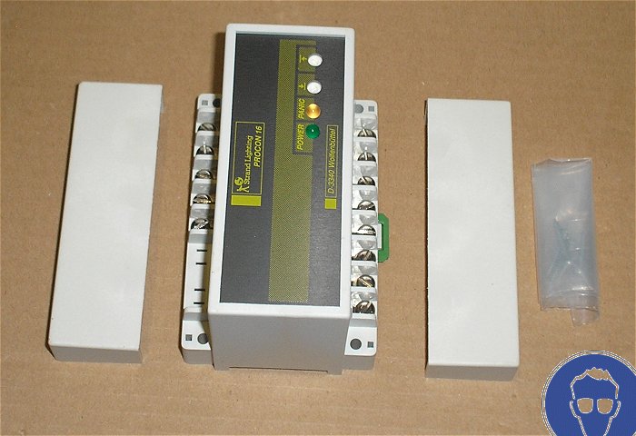 hq1 Dimmer-Steuerung 0-15V Elektroinstallation Hutschiene Strand Lighting Procon 16