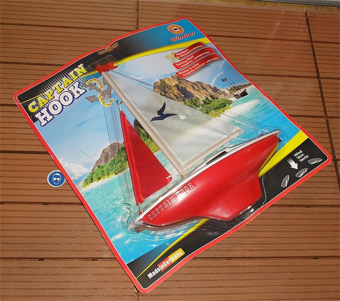 hq Spielzeug Boot Segelboot Captain Hook 25cm Günther Flugspiele 1830 EAN 4001664018307