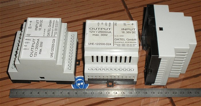 hq5 Spannungswandler 18-36V 24V Volt DC auf 12V 2500mA max 30W Datel GmbH UHE-12 2500-D24