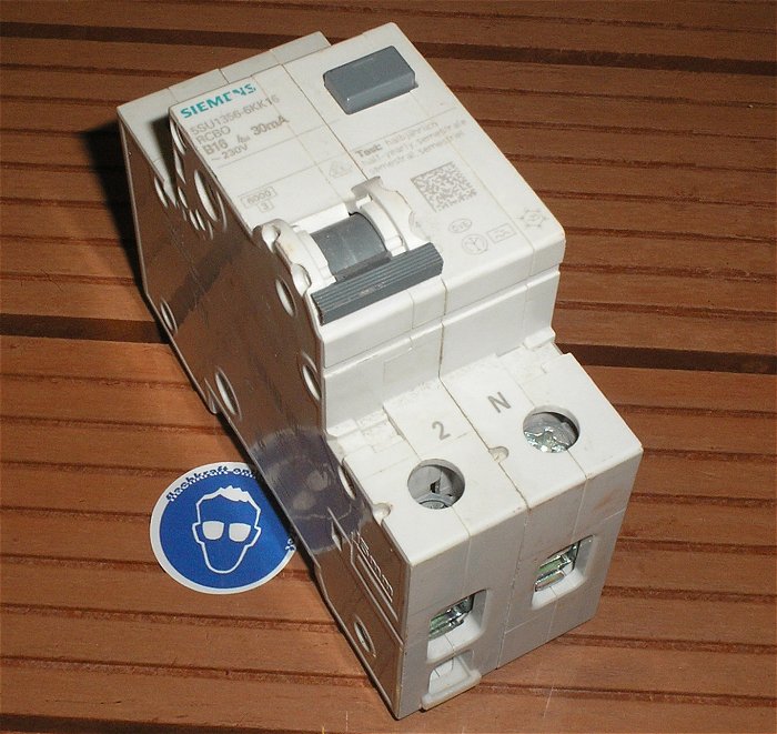 hq Fehlerstromschutzschalter B16 A Ampere 30mA Siemens RCBO EAN 4001869306728