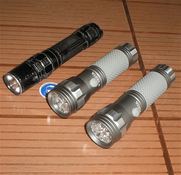 hq1 3 Stück LED Taschenlampen Aluminium 1x Fenix FD35 2x Varta UV Schwarzlicht