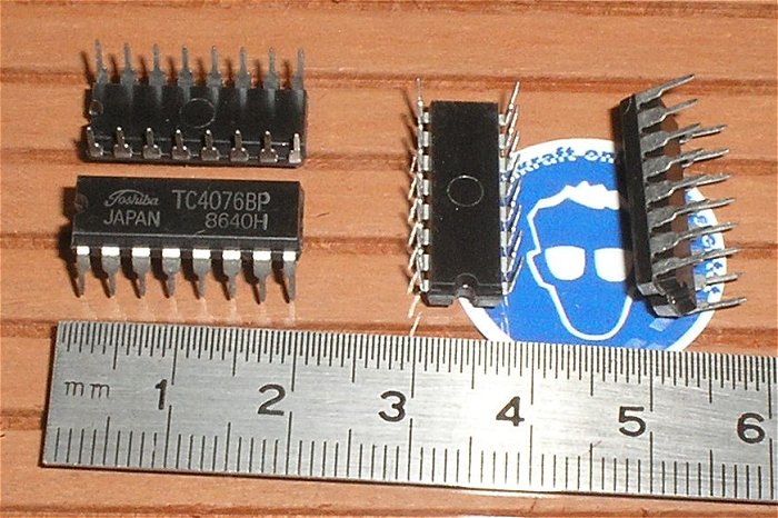 hq1 2x IC 4-Bit D-Type Register D-FlipFlop CMOS DIP 16 Toshiba TC4076BP 8640H