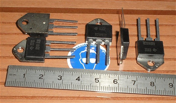 hq1 Transistor NPN Darlington 80V 15A TO-218 Texas Instruments 8316 BDW 83B BDW83B