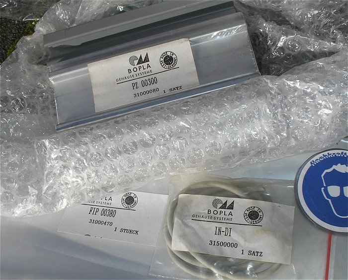 hq5 Gehäuse Tischgehäuse ca 19 Zoll Tür Einzelteile Bopla PZ 00300 FIP 00380 IN-DI