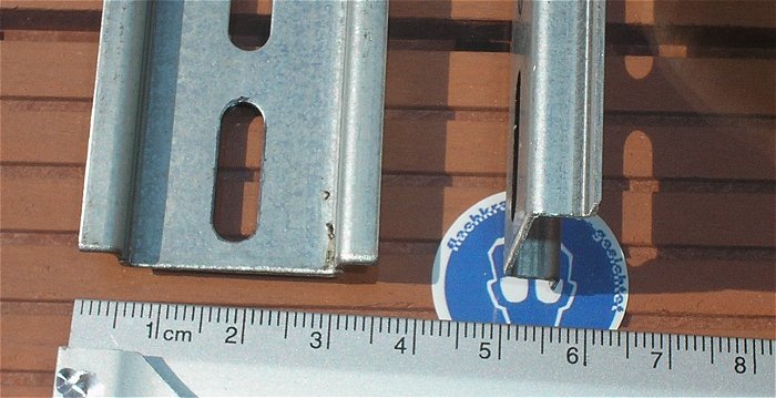 hq3 8x Hutschiene LSS Profilschiene verzinkt ca 7mm hoch 35mm breit gesamt ca 2,9m