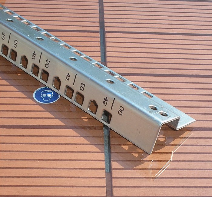 hq halbierte Rackschiene 42U für Käfigmuttern 19 Zoll Serverschrank Netzwerkschrank 