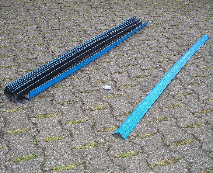 hq 2 Stück halbierte Winkelleiste ca 90cm lang Winkelprofil Kunststoff ca 5x5cm blau 