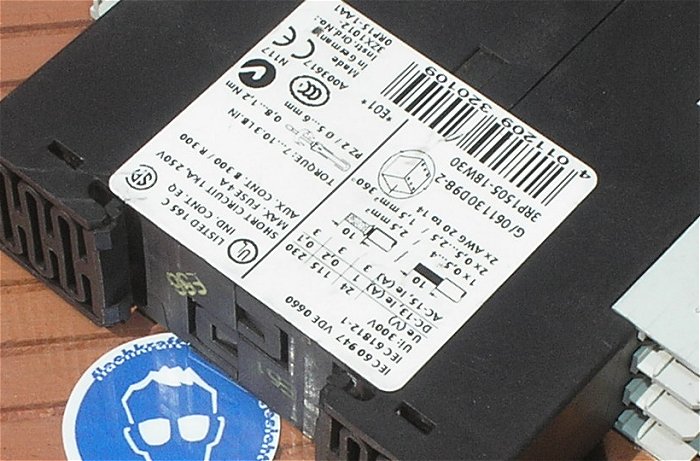 hq1 Zeitrelais 24V-230V Volt AC DC Siemens 3RP1505-1BW30 EAN 4011209320109