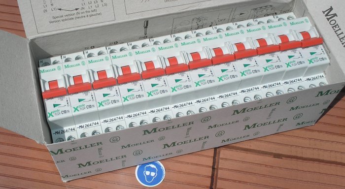 hq3 LS Leitungsschutzschalter C10 A Ampere 2polig Moeller PLG4-C10 N EAN 9007912304012