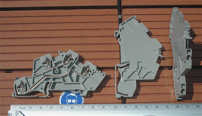 hq4 ca 26x Reihenklemmen 2,5mm² grau Wago Topjob 775-542 + 28x Brücker + 1x Deckel