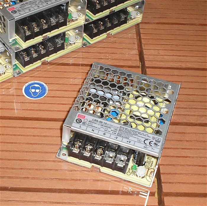 hq Netzteil Schaltnetzteil 230V AC auf 15V DC 3,4A Ampere MW Mean Well LRS-50-15