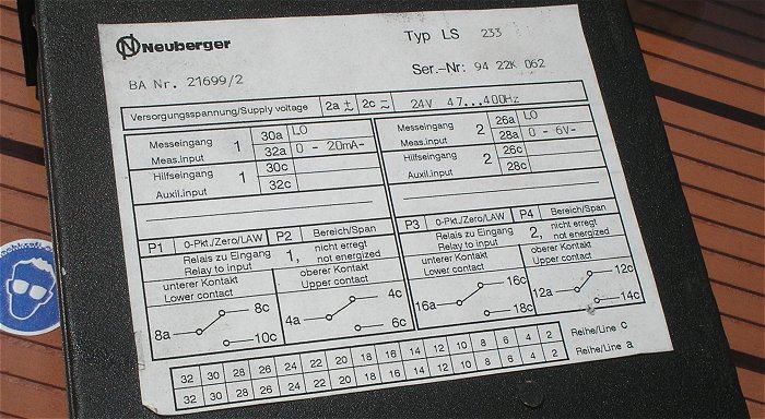 hq2 Schalter Reihenklemmen 24V Netzteil Sicherungen P.I. Clipse Röhren Lichtschranke