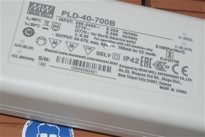 hq1 LED Netzteil 230V AC auf 34-57V 700mA CC Konstantstrom Mean Well EAN 4021087015936