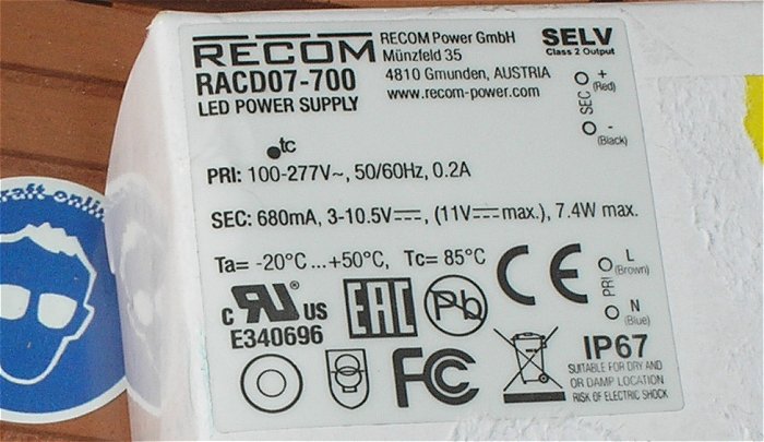 hq3 Netzteil Konstantstromquelle 230V AC auf 680mA 3-10,5V DC Recom Power RACD07-700