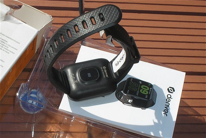 hq10 5x Smartwatch Sportuhr Fitnessuhr USB Bluetooth BT Denver SW-151  EAN 5706751054617