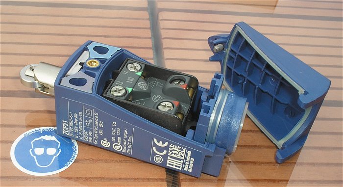 hq2 Endschalter Rollenschalter 1S1Ö Telemecanique XCKP2102P16 020176 EAN 3389110201765