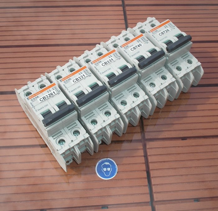 hq 5 Leitungsschutzschalter LS Automat Sicherung 2polig C0,5 0,5A C1,5 1,5A C2 2A
