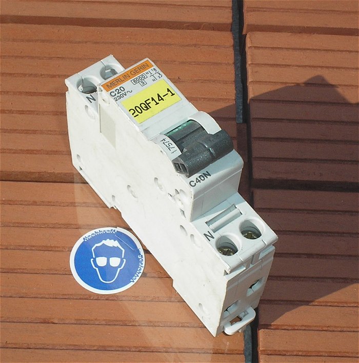 hq Leitungsschutzschalter LS Automat Sicherung C20 A Ampere 2polig Merlin Gerin