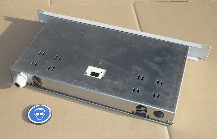 hq2 Rackgehäuse Verteiler Gehäuse 19Zoll 1HE Patchpanel für Glasfaser LWL Kabel