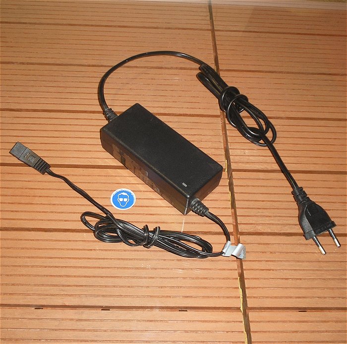 hq Netzteil Schaltnetzteil 230V Volt AC auf 12V DC 5A Ampere 5000mA