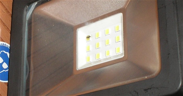 hq3 LED Fluter Scheinwerfer Flutlicht Strahler PIR 230V Volt AC 10W Goobay 58998