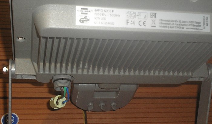 hq3 LED Fluter 50W PIR Bewegungsmelder Brennenstuhl Jaro 5000 P 1171250532 EAN 4007123656356