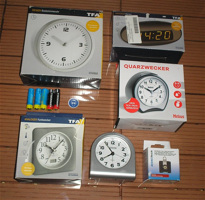 hq diverse Wecker Uhren teils DCF77 Funkuhr 4009816023902 4053199545179 4007218423788